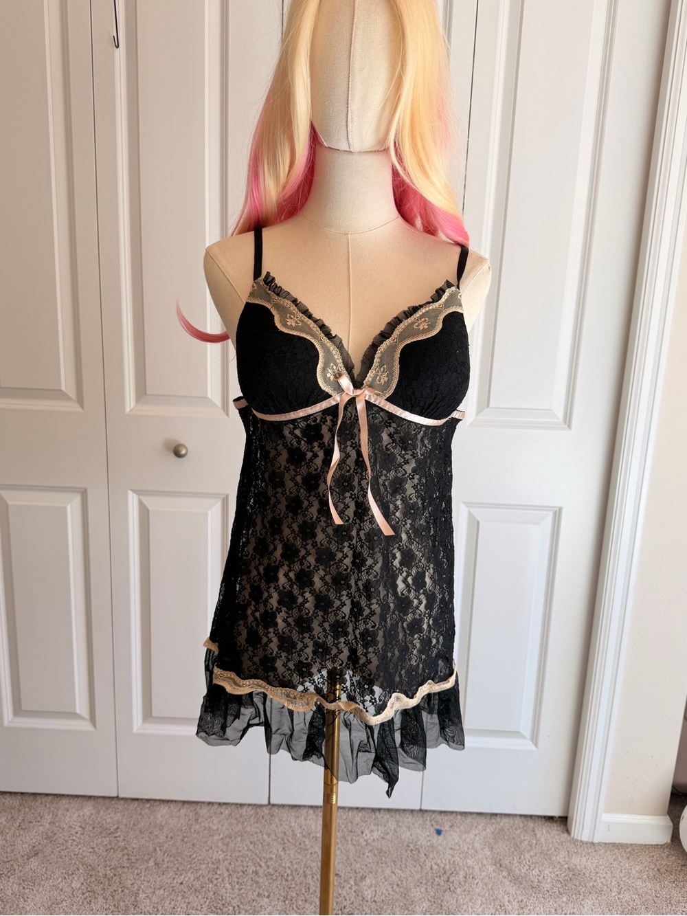 Linea Donatella Black Lace Chemise with Pink Ribbon